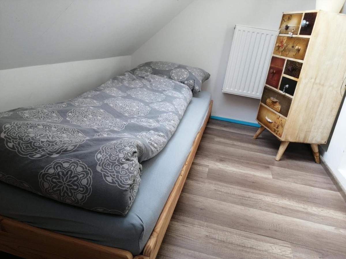 Ujkapu Sunshine Apartments Győr Esterno foto