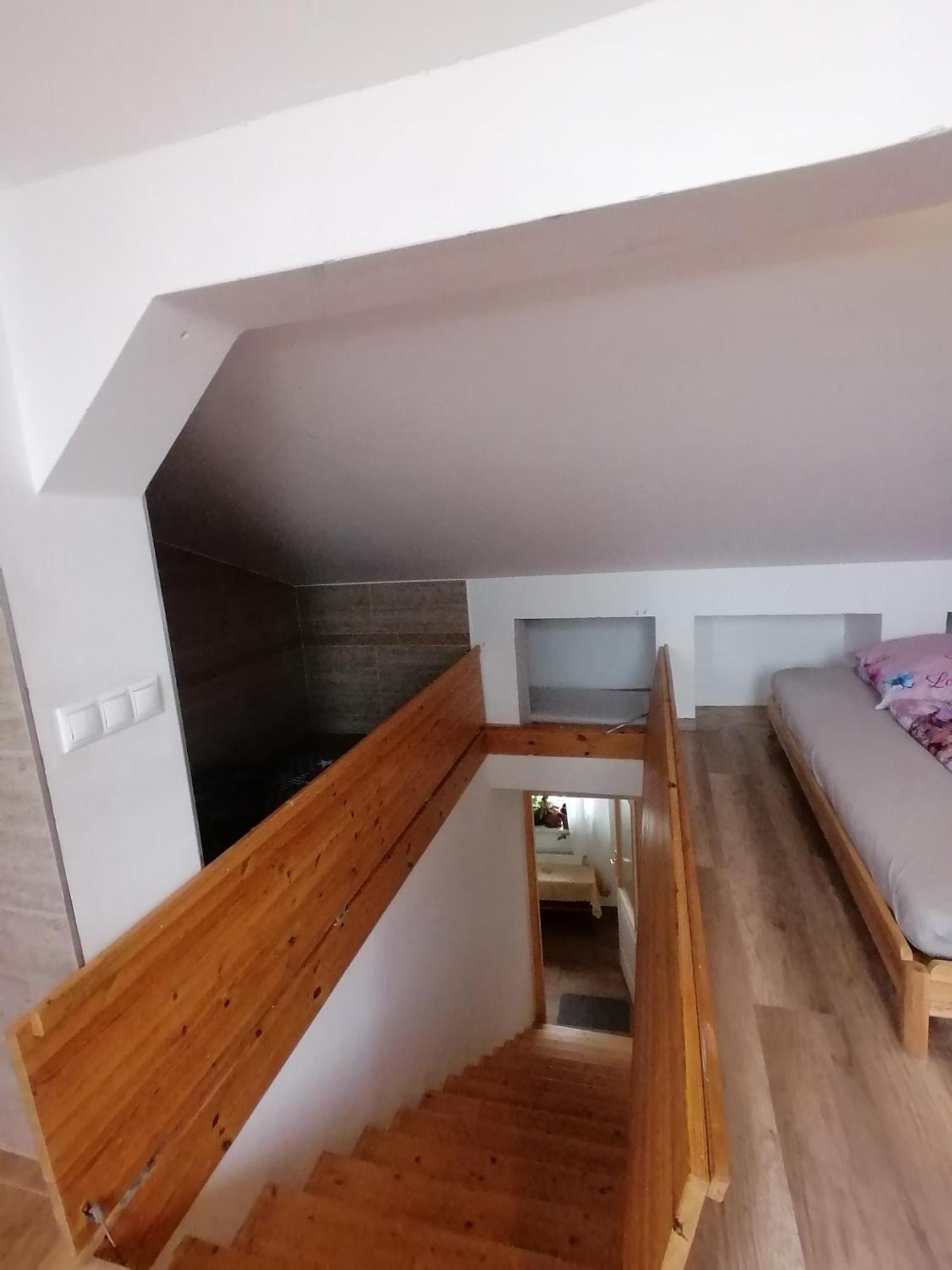 Ujkapu Sunshine Apartments Győr Esterno foto