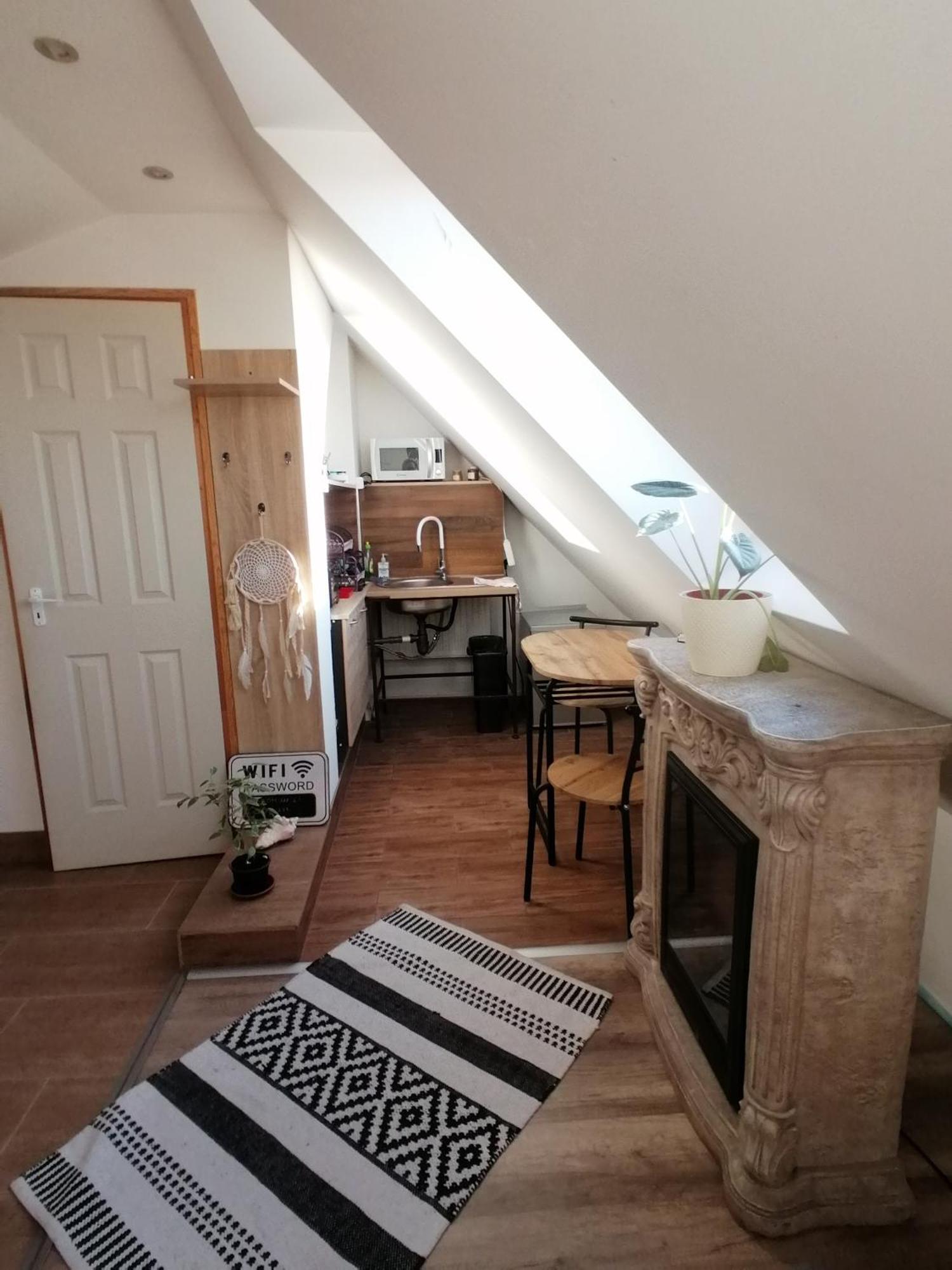Ujkapu Sunshine Apartments Győr Esterno foto