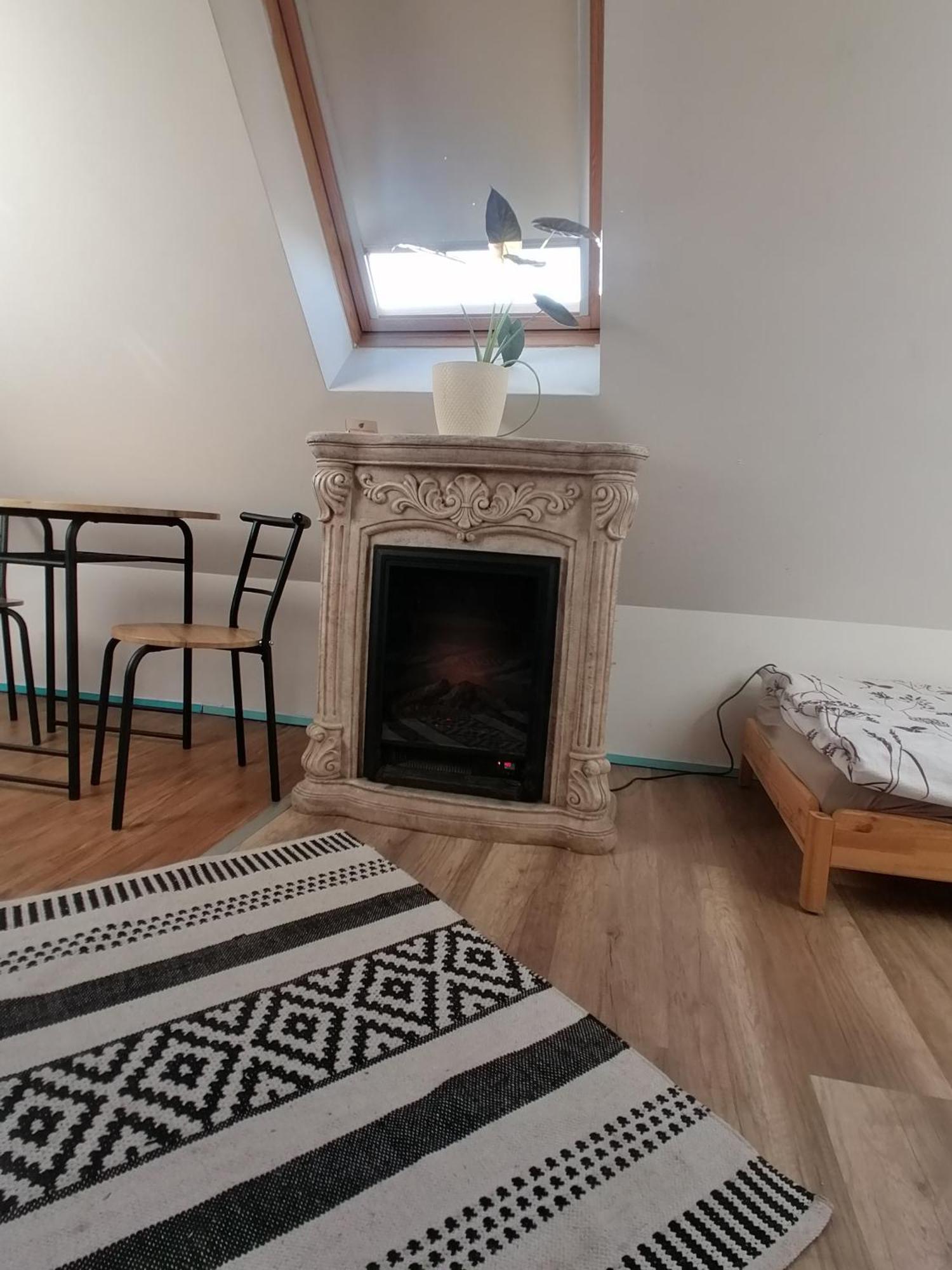 Ujkapu Sunshine Apartments Győr Esterno foto