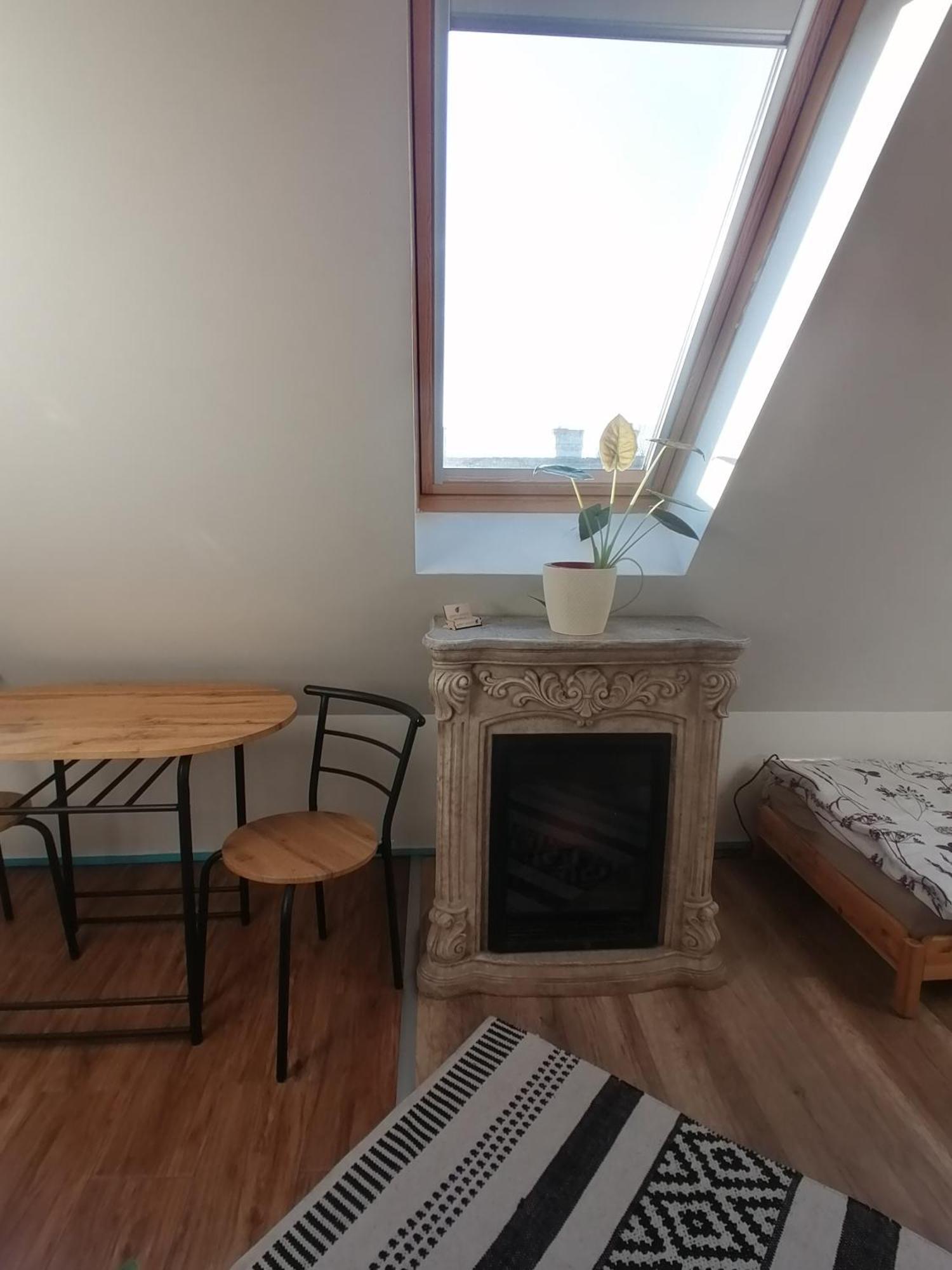 Ujkapu Sunshine Apartments Győr Esterno foto