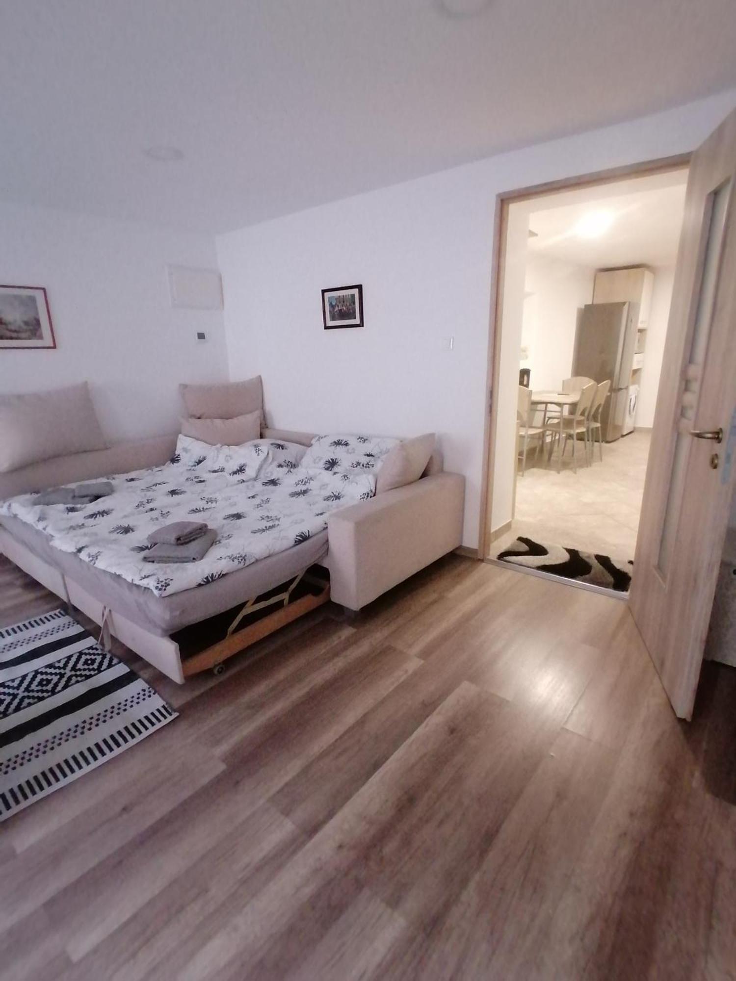 Ujkapu Sunshine Apartments Győr Camera foto