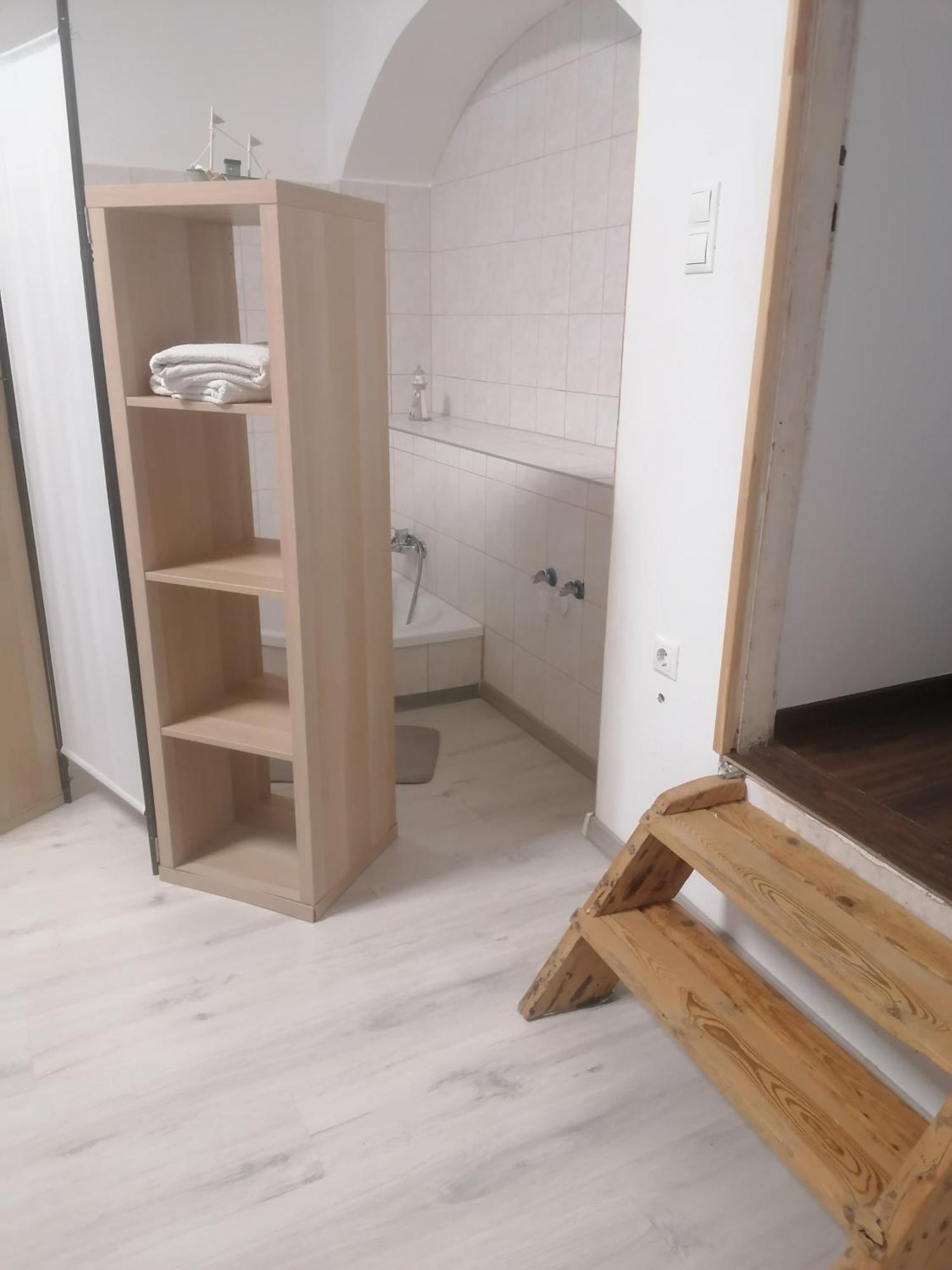 Ujkapu Sunshine Apartments Győr Esterno foto